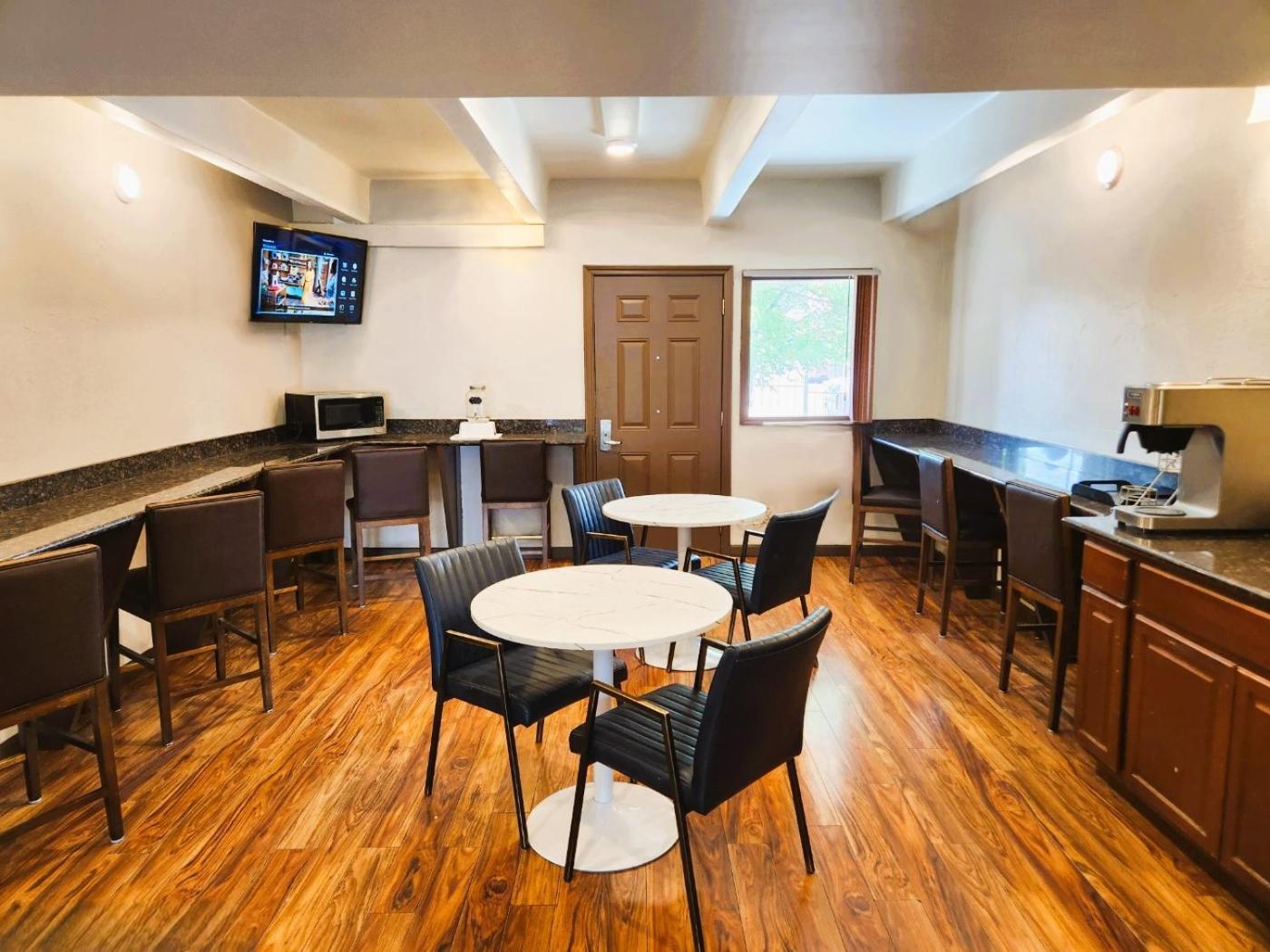 Days Inn By Wyndham Denver Downtown Екстериор снимка