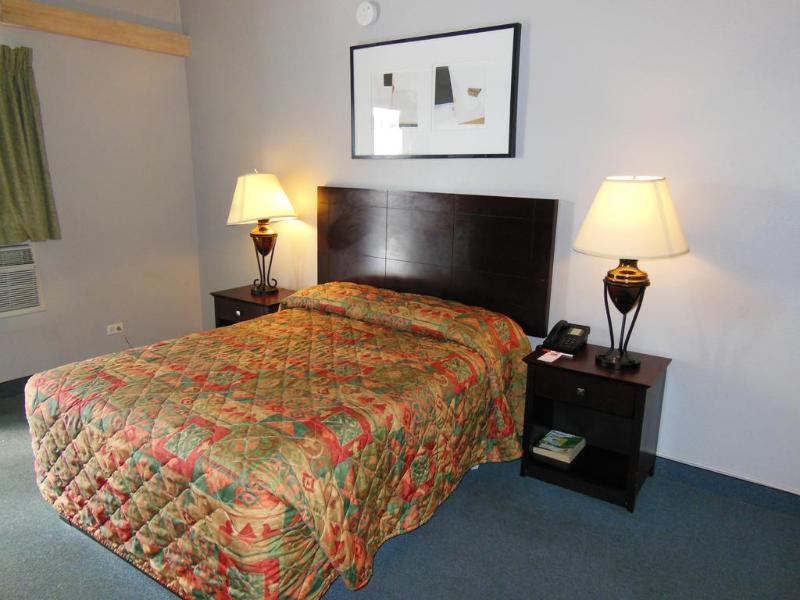 Days Inn By Wyndham Denver Downtown Екстериор снимка