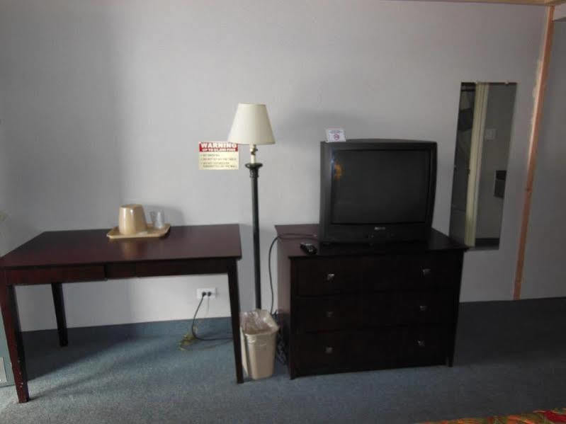 Days Inn By Wyndham Denver Downtown Екстериор снимка
